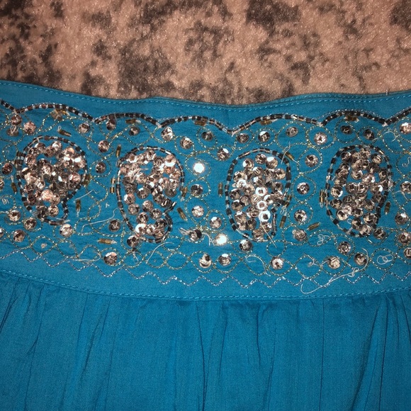 BCBG flowy skirt with sequin and jewel details - Picture 2 of 5